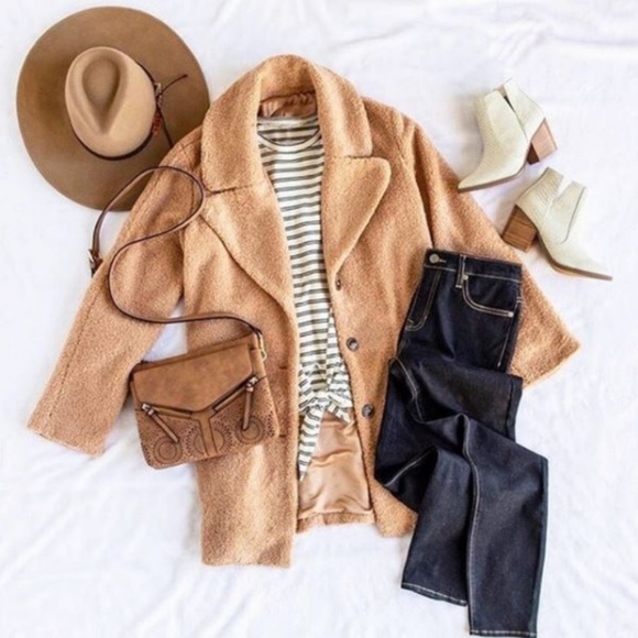 VIOLET RAY Cognac Crossbody Bag - Picture 2 of 8